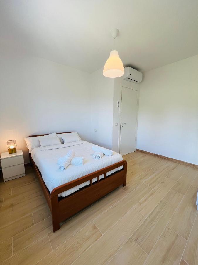 A Casa Di Tinny Barbusi Екстер'єр фото